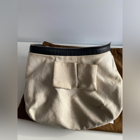 SOLD ๐ Gucci Hobo Bag Black Grainy Leather Silver Hardware Bamboo - Picture 13 of 13